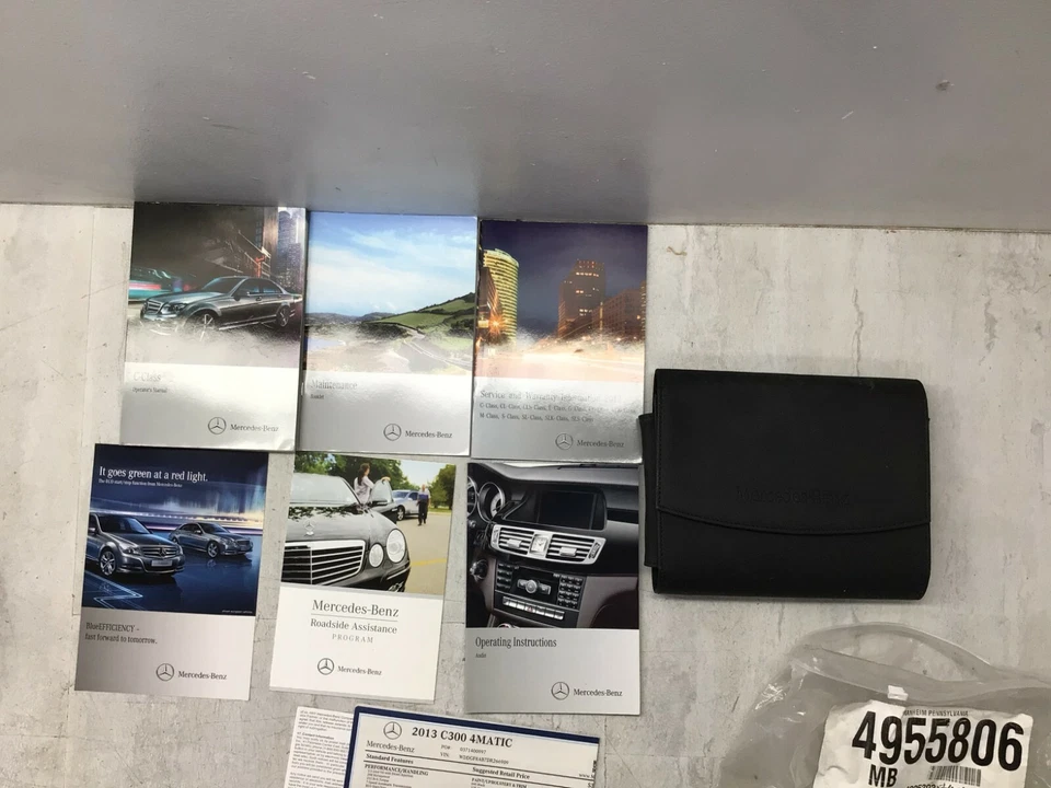 Juego de libros manuales del propietario C300 2013 Mercedes Benz 4955806 Foto 2 de 4