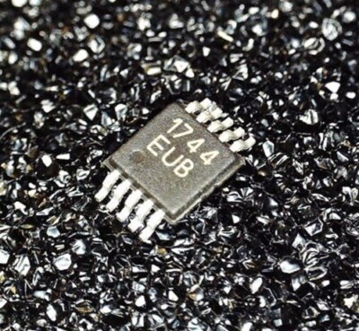 1PCS MAX1744EUB MAXIM IC REG CTRLR BUCK 10UMAX