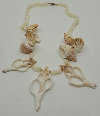Vtg Puka Shell Conch Beach Seashell Necklace Hawaii Florida Z19