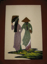 Tableau asiatique en sable et coquilles d’œufs  Paysage du Vietnam Femmes de dos