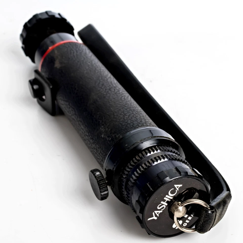 Yashica ST-7 - Compact Tripod / Camera Grip - Vintage Ballhead Mount - Image 2 of 4