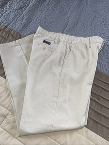 Nautica Beige flat front  Chinos 32 X 32