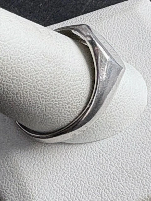 MEN'S AVON 925 STERLING SILVER CLASSIC DESIGN SIGNET RING SIZE 12 - Image 3 of 4