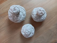 flacons anciens en biscuit de porcelaine Art Déco
