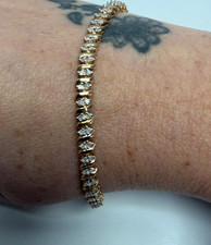 Gorgeous 9ct Yellow Gold & Diamond Tennis Bracelet – 1ct Diamonds