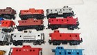 HO SCALE BACHMANN/AHM/LIFE LIKE/ROCO ASSORTED RAILROADS CABOOSE LOT OF (24) 🔥🔥 — photo 3