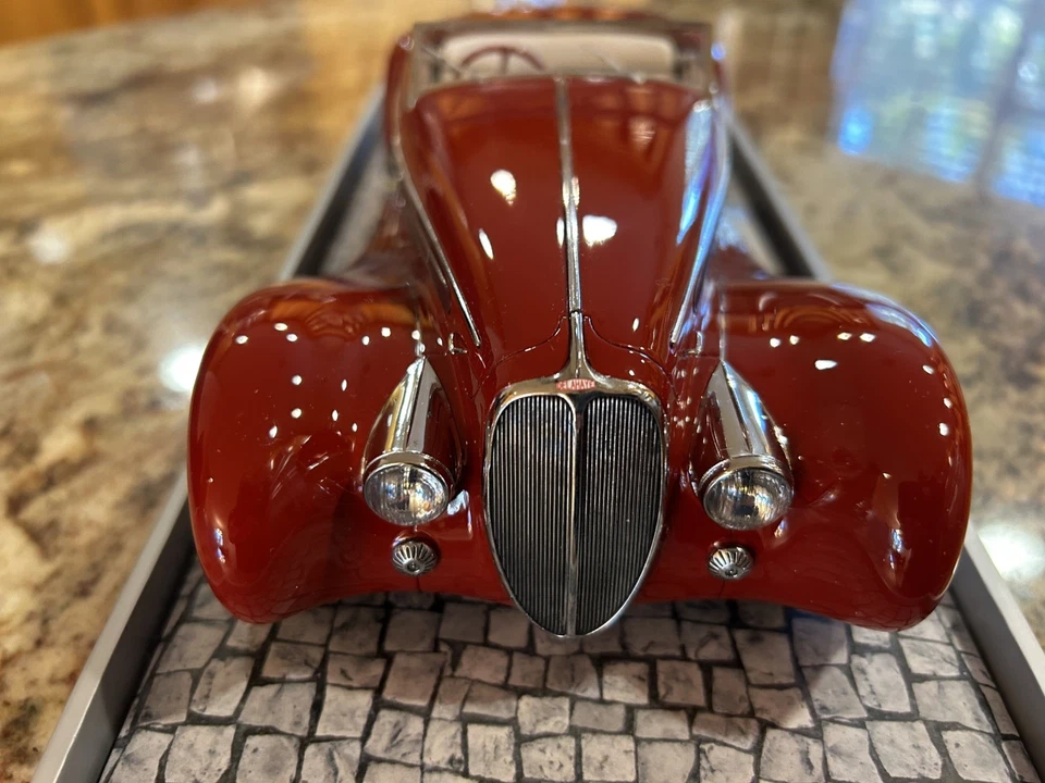 1/18 Minichamps 1939 Delahaye 165 Cabriolet Mullin Collection 107116130 - Image 2 of 4