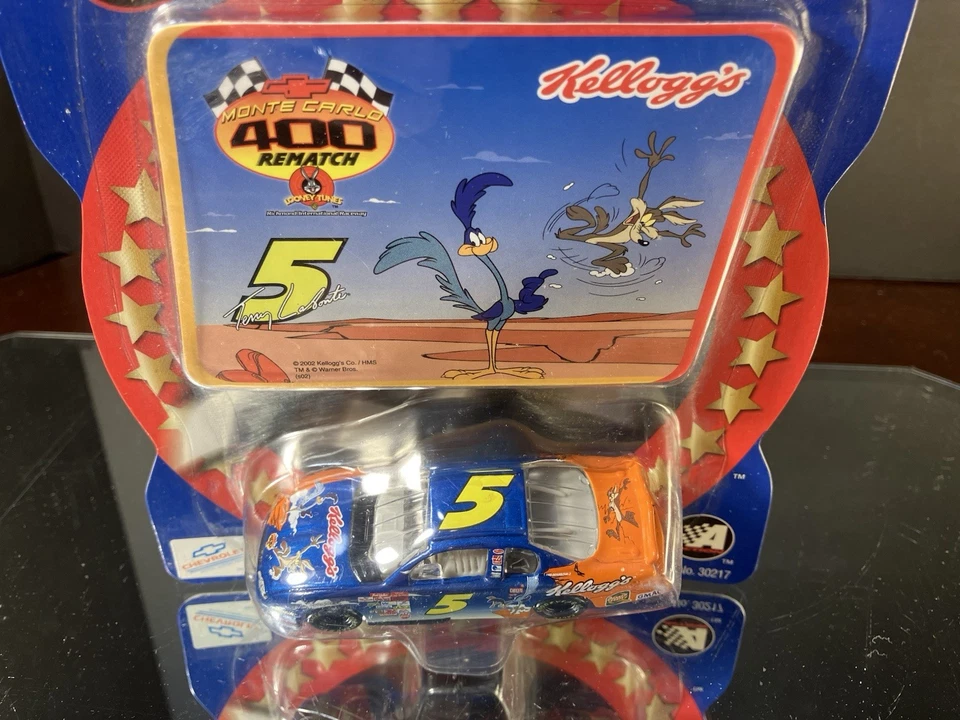 Terry Labonte #5 Kellogg's Looney Tunes Road Runner Wylie 2002 Chevrolet M.C. - Image 3 of 3
