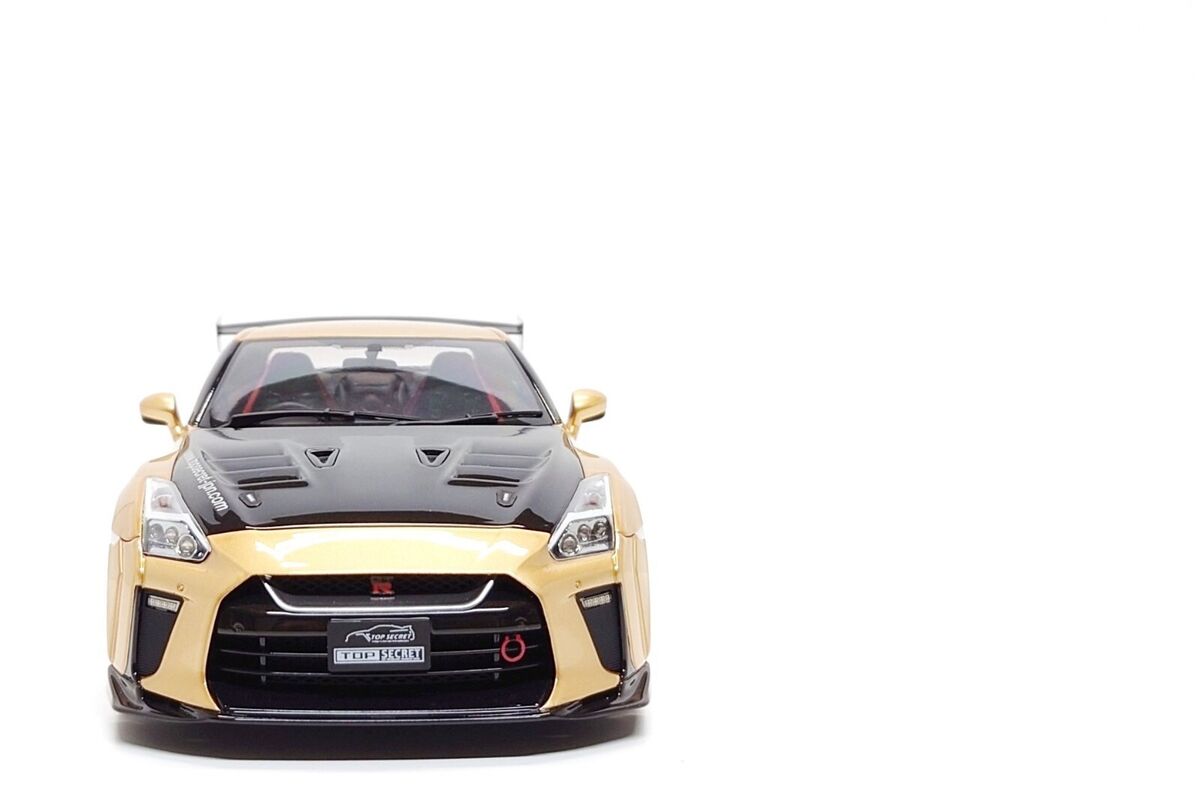 Ignition Model 1:18 Top Secret Nissan GT-R (R35) in Gold Ignition Model 1:18 Top Secret Nissan GT-R (R35) in Gold