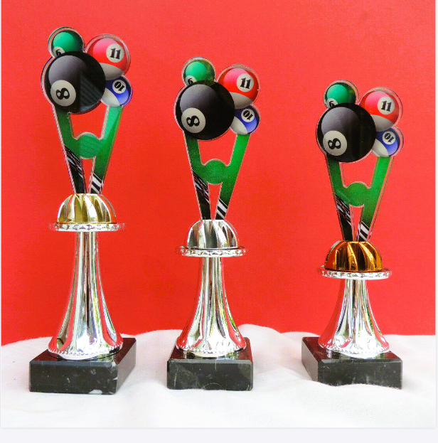 EBERiX Billard-Pokal Aus Acryl - Mit Gravurplatte, 9 Cm, Für Turniere & Vereine