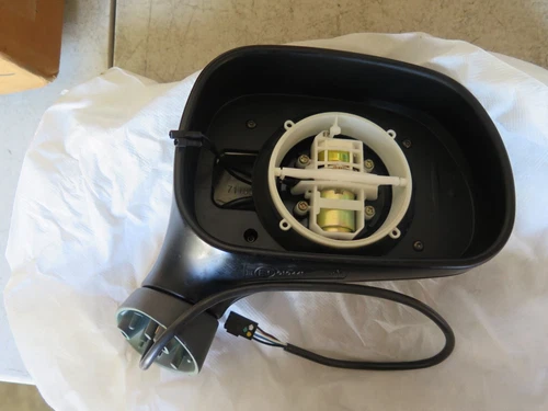 NOS OEM 96-02 BMW Z3 E36 FRONT PASSENGER SIDE DOOR MIRROR 51168397042 (14-D2)