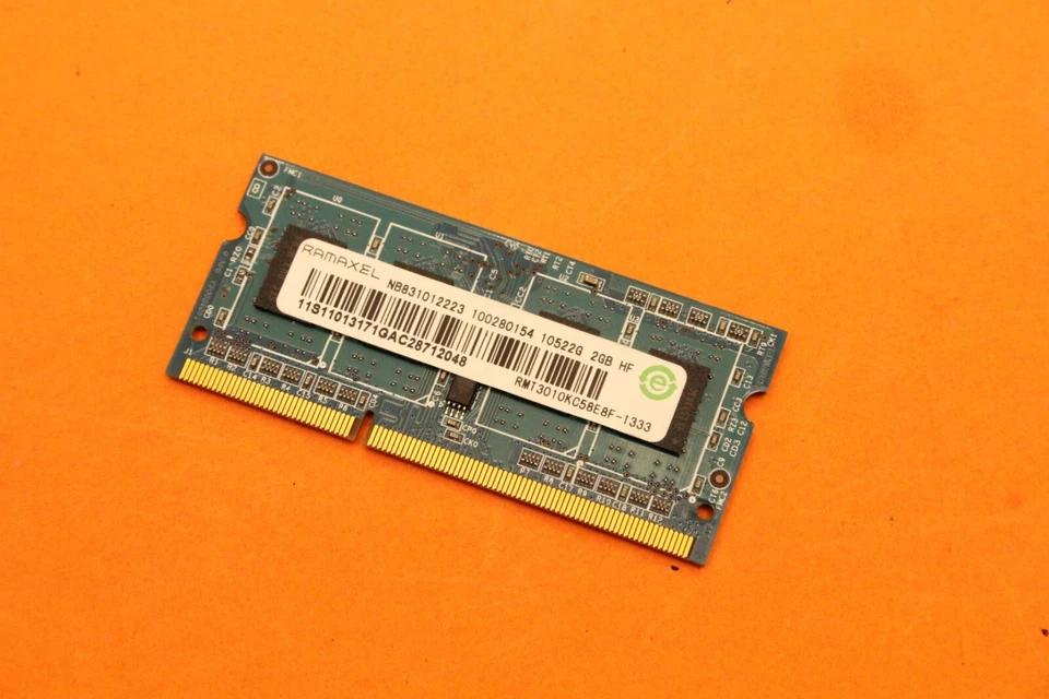 Ramaxel RMT3010EC58E8F-1333 2GB PC3-10600 DDR3-1333 204-Pin Laptop RAM - Image 3 of 3