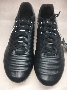 nike tiempo legacy 7