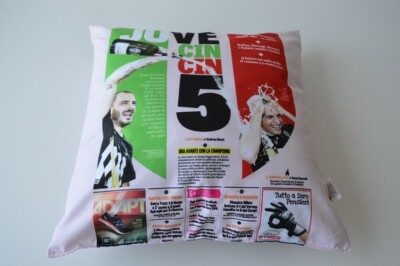 CUSCINO IMBOTTITO 40X40 GAZZETTA DELLA JUVENTUS CIN CIN 5 LX855