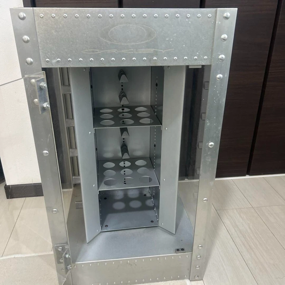 Présentoir verrouillable Oakley vitrine collection accessoires de mode intéri... - Photo 3/4