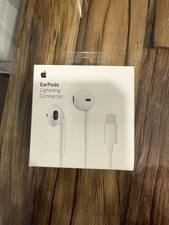 Genuine Apple EarPods with Lightning Connector In Ear Canal Headset - White
