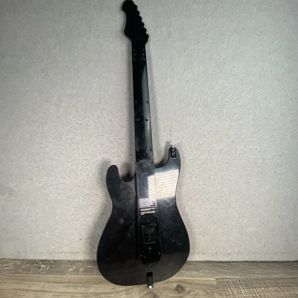 Paper Jamz Instant Rockstar Guitar Built-in Speaker Volume Control No Strap - Image 4 of 4