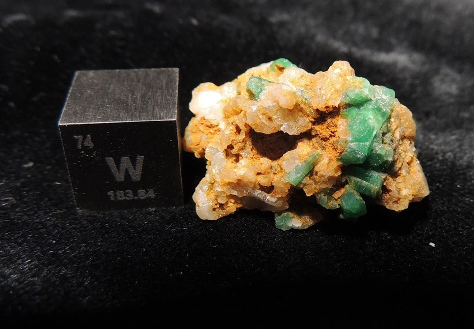 Sehr schöne Smaragd Kristallstufe aus Panjshir Afghanistan - Bild 3 von 4