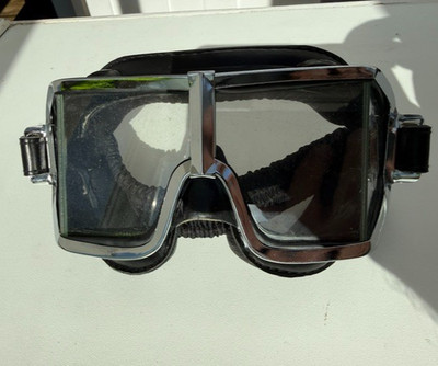 Climax 521 Retro Motorradbrille - schwarzes Leder & Chrom (Top Zustand