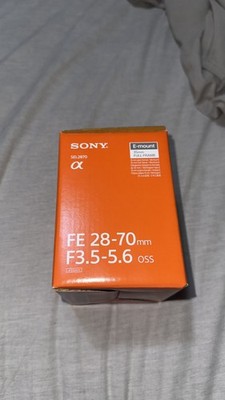 Sony SEL 28-70mm F/3.5-5.6 OSS Lens and Hood