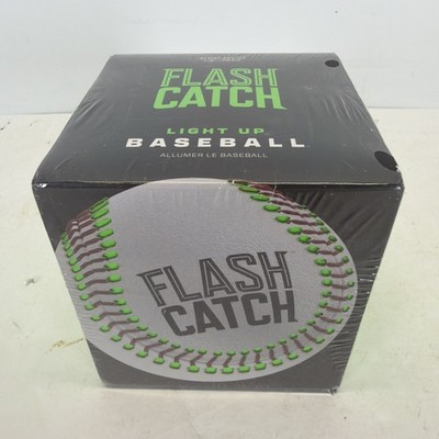 GLOW IN THE DARK BASEBALL! Flash Catch-Green-light up baseball - New