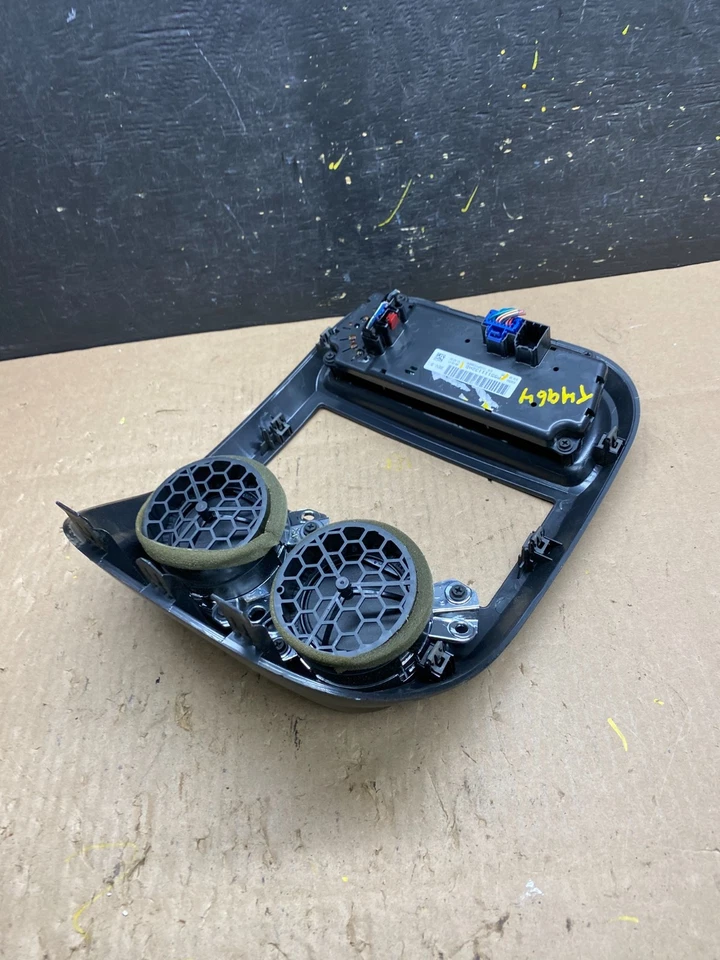 2011 to 2017 Jeep Compass Dash Climate Temperature Control Radio Bezel T4964 DG - Image 4 of 4