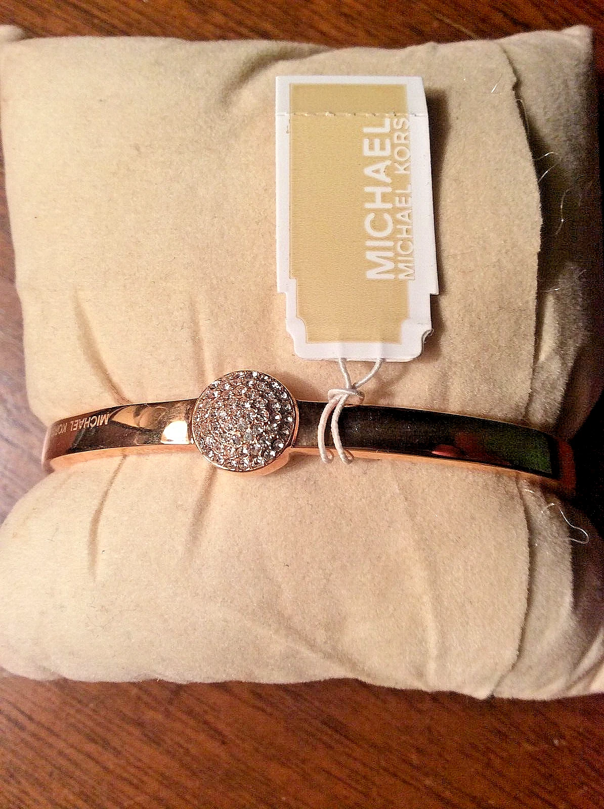 Bracciale Michael Kors tono oro pavè cristallo centrale nuovo con etichetta