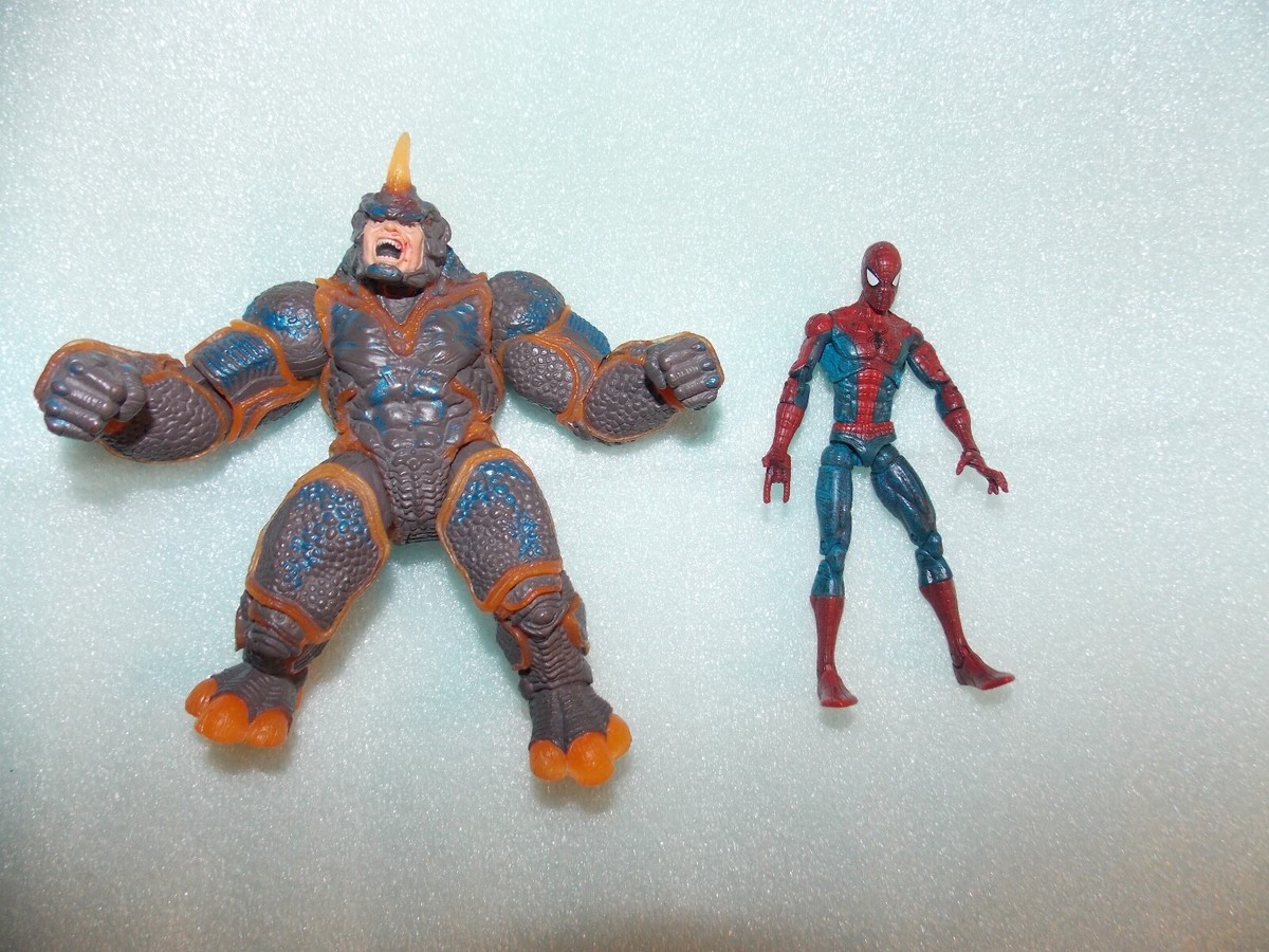 2-Marvel Universe Figures , 3.75 Spiderman Figure + 5