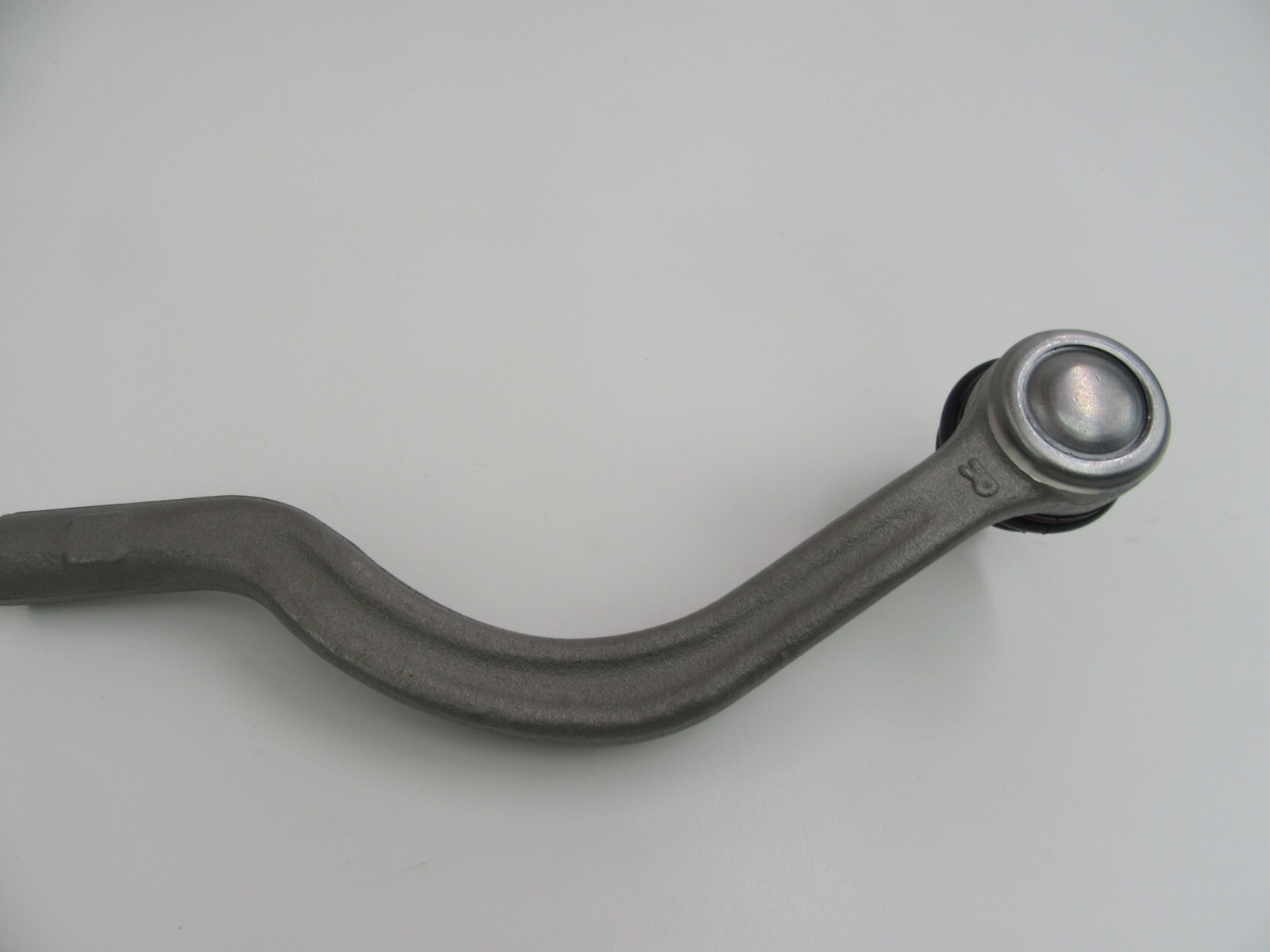 Maserati Ghibli Quattroporte right outer tie rod end