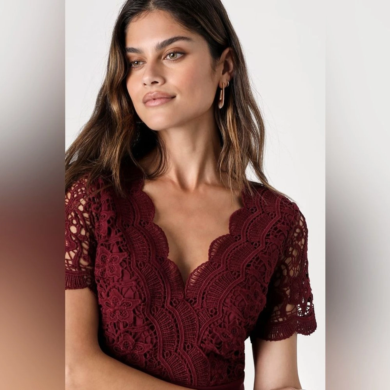 Abito da pattinatore in pizzo Lulus Angelo travestito Borgogna marrone festa di San Valentino