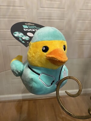 Fuzzyard Ducktor    With Squeaky 8 
