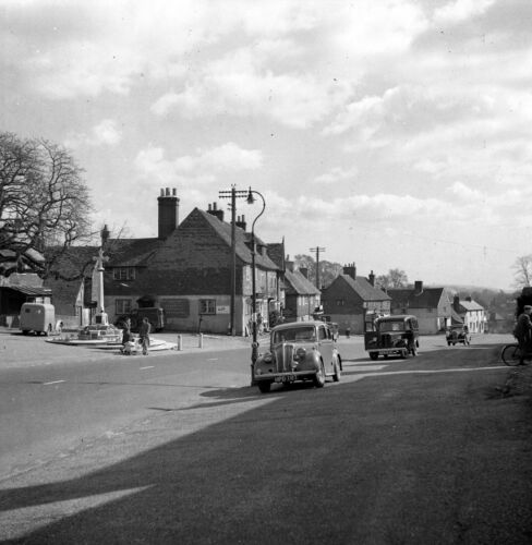 Bletchingley AH Longhurst Newsagents Surrey Photo Negative 6x6 1951 INC © M753 - Afbeelding 1 van 1