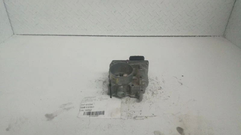 Used Fuel Injection Throttle Body fits: 2013 Toyota Camry throttle valve assembl Foto 3 de 4