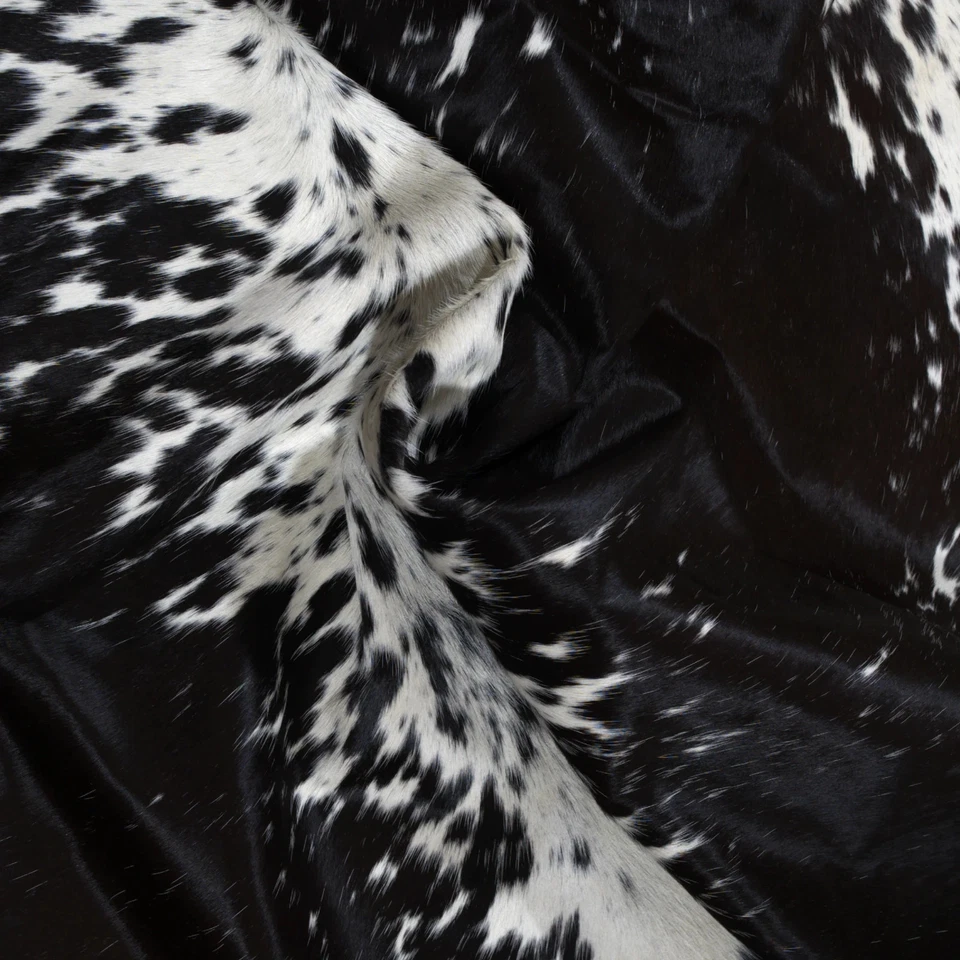 Genuine Cowhide Rug Shadow Creek Black & White Cowhide Rug Size 5'-2" x 5-0" - Image 4 of 4