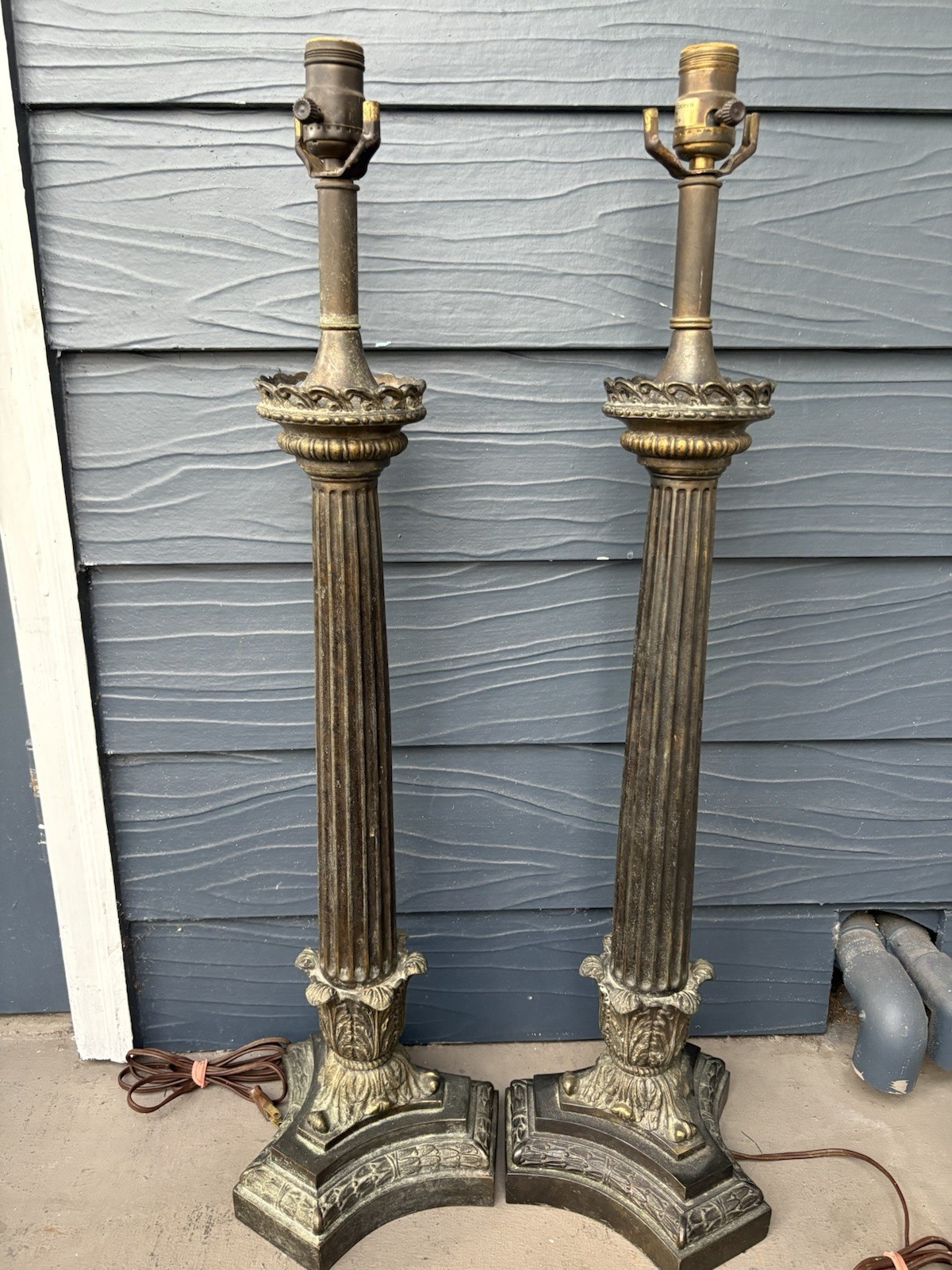 Pair Of Vintage Fredrick Cooper  Large Bronze corinthian Column Table Lamps RARE