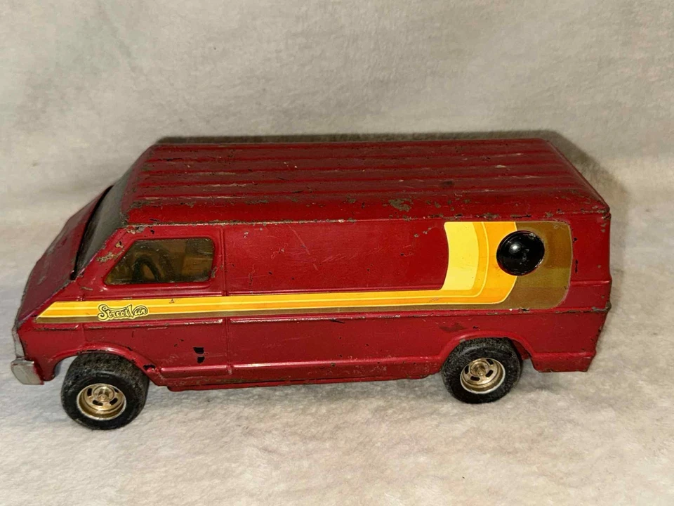 Dodge Street Van ERTL 70 de colección rojo/amarillo diecast ventana trasera burbuja Foto 4 de 4
