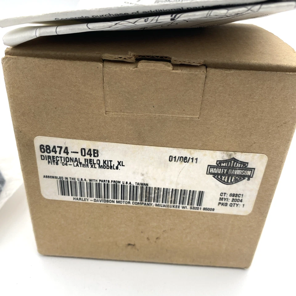 Оригинальный хромированный комплект для перемещения заднего поворотника Harley 68474-04B 04-22 Sportster XL - Изображение 2 из 4