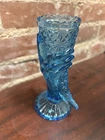 BLUE FENTON GLASS CORNUCOPIA (HORN OF PLENTY) HAND VASE DAISEY & SQUARE