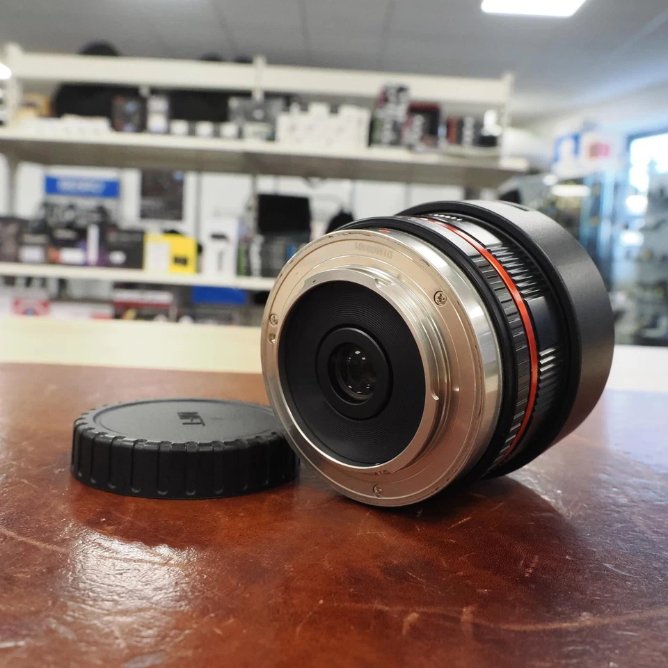 Used Samyang 7.5mm f3.5 UMC Fisheye - Micro 4/3 Fit - 12 Months Warranty - Image 4 of 4