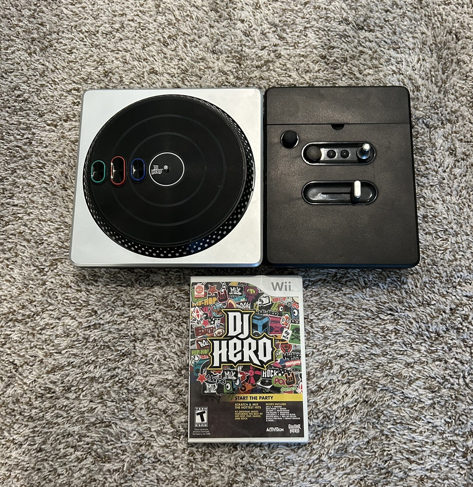 Nintendo Wii DJ Hero Turntable and Game Complete w/ Box. TESTED. Ships