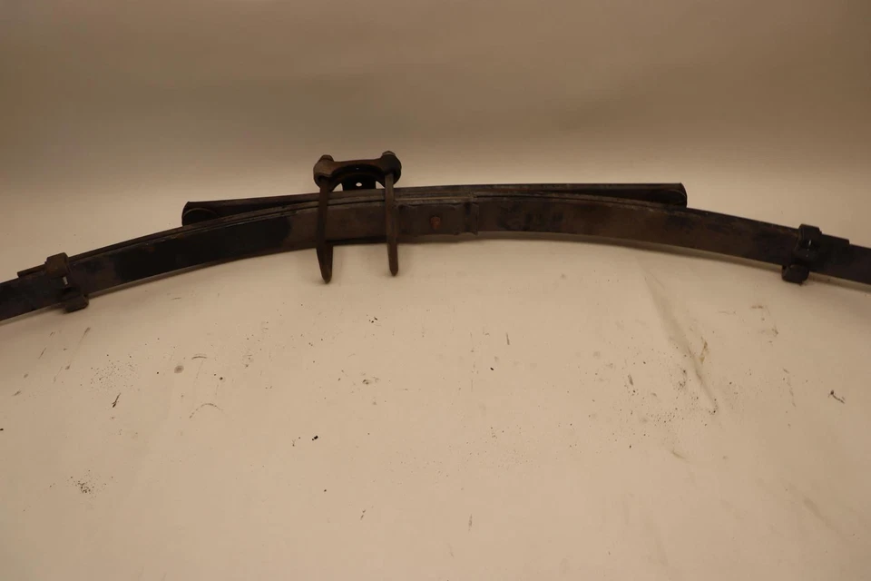 Chevy Silverado 1500 2019-2023 2x2 suspensión trasera derecha hoja resorte OEM Foto 4 de 4