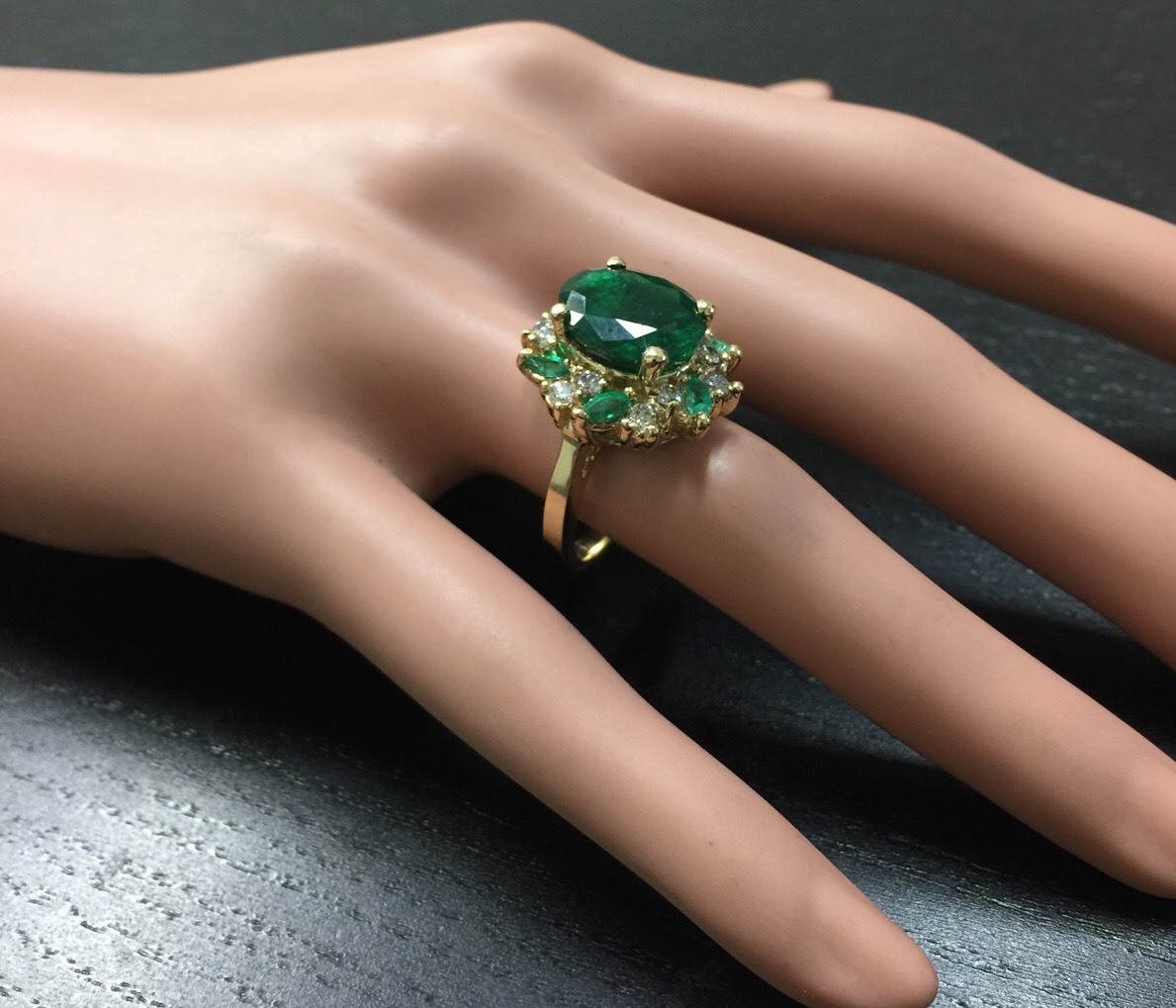 7.04Ct Natural Emerald & Diamond 14K Solid Yellow Gold Ring  7.04 Ct Natural Emerald & Diamond 14KY Gold Ring main image 1