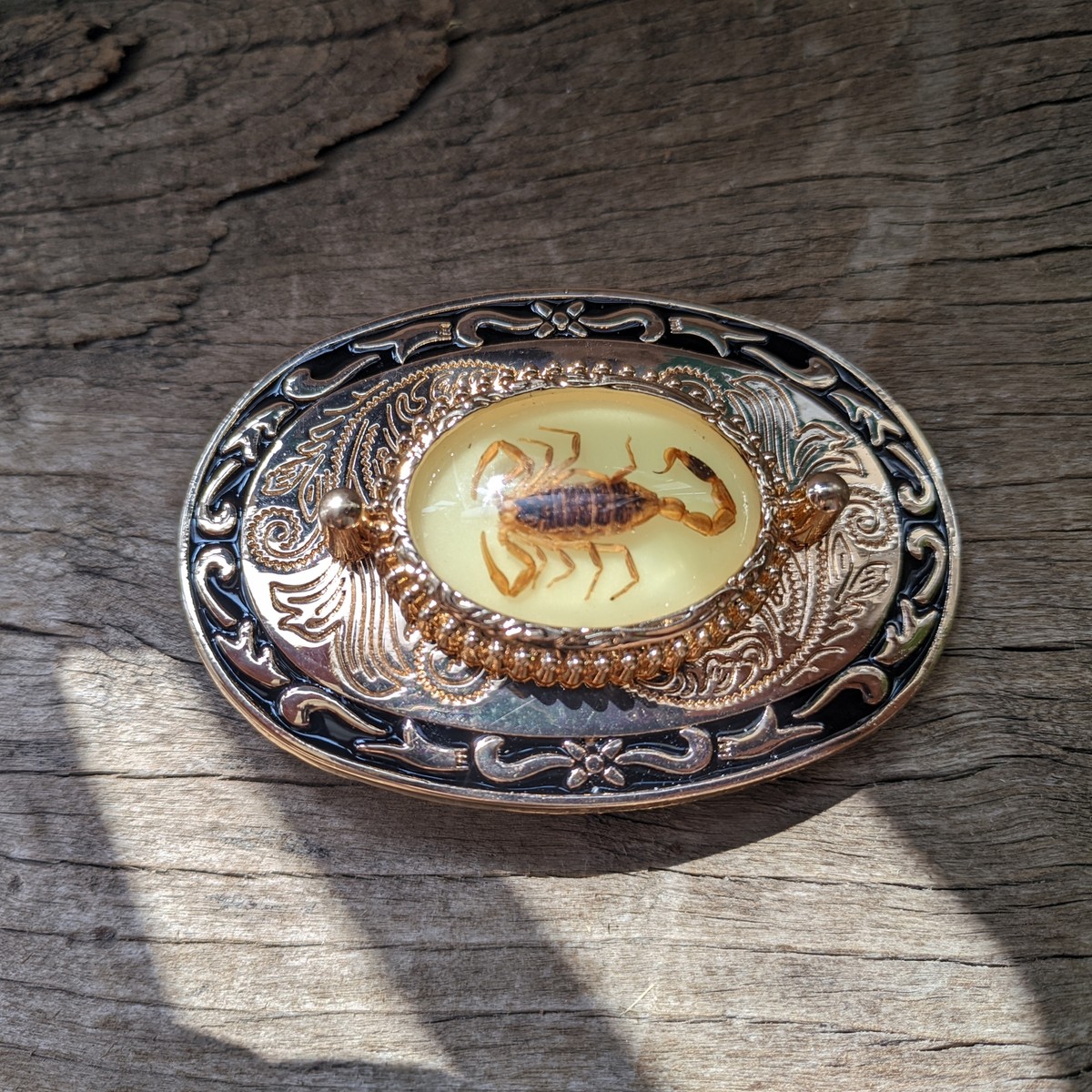 Lumious Scorpion Mens Belt Buckle Inlay Flower- Western Cowboy