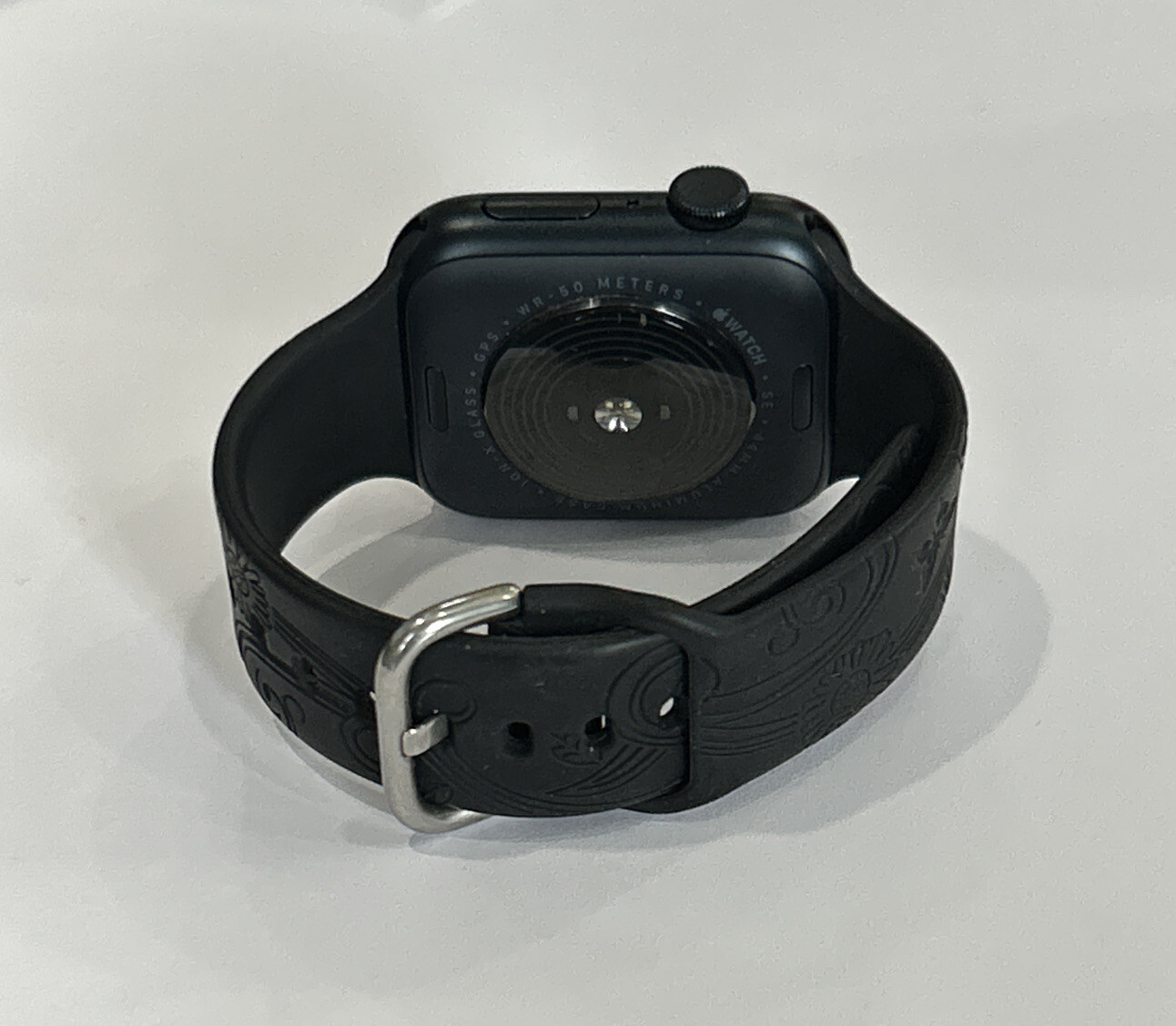 MINT Apple Watch SE 2nd Gen 44mm GPS Aluminum Butterfly Band MNTG3LL/A