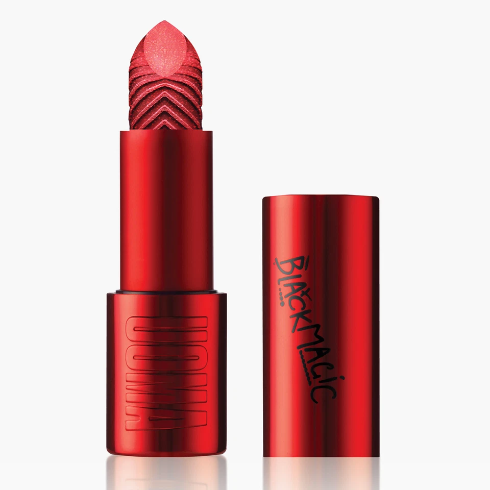 Lápiz labial UOMA Beauty Black Magic Hypnotic Impact High Shine 3,5 g elige el tono Foto 3 de 3