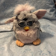 Vintage Furby 1998 Gray Pink Snow Leopard Tiger Electronic Toy Collectible