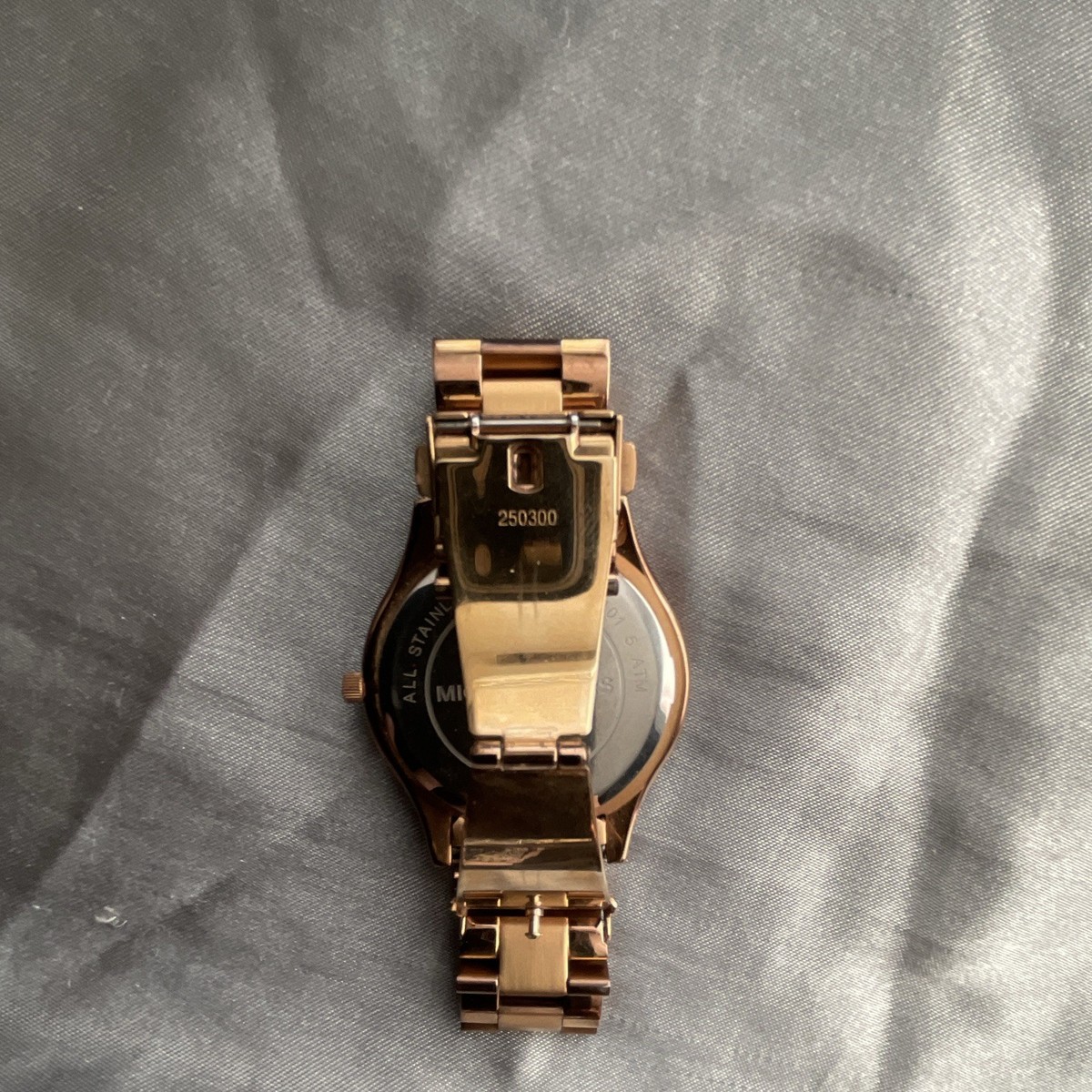 Michael Kors MK-3197 Rose Gold Dress Watch Quartz Analog; needs new battery View 4