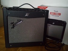 Fender Mustang 1 V2 Gitarrenverstärker Übungsamp 20 Watt