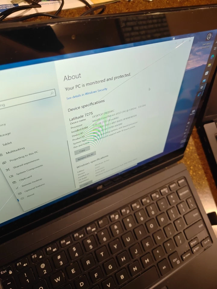 Estación de trabajo Dell Latitude 7275 M5-6Y57, 1,10 GHz, 8 GB RAM, 128 GB - funciona - buen estado Foto 3 de 4