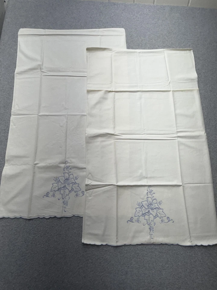 Set of 2 Hand Embroidered Pillowcases Blue Floral Cutwork Scalloped Hem Ivory - Image 3 of 4